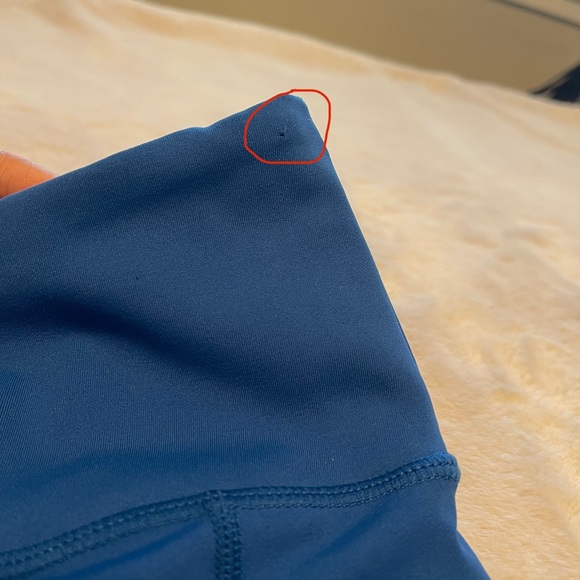 Zyia Blue Reflective Pocket Leggings, Zyia, Size 6-8 - Picture 11 of 15